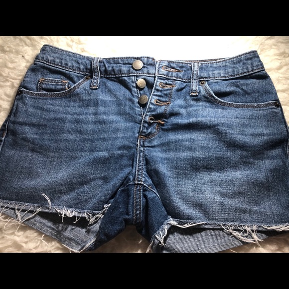 Jean shorts for only $15! 💕🎉🔥 - Picture 3 of 3
